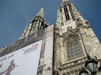 biserica Votivkirche Viena